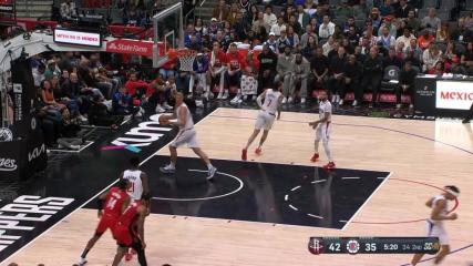 Nate Hinton with a 2 Pt vs. LA Clippers
