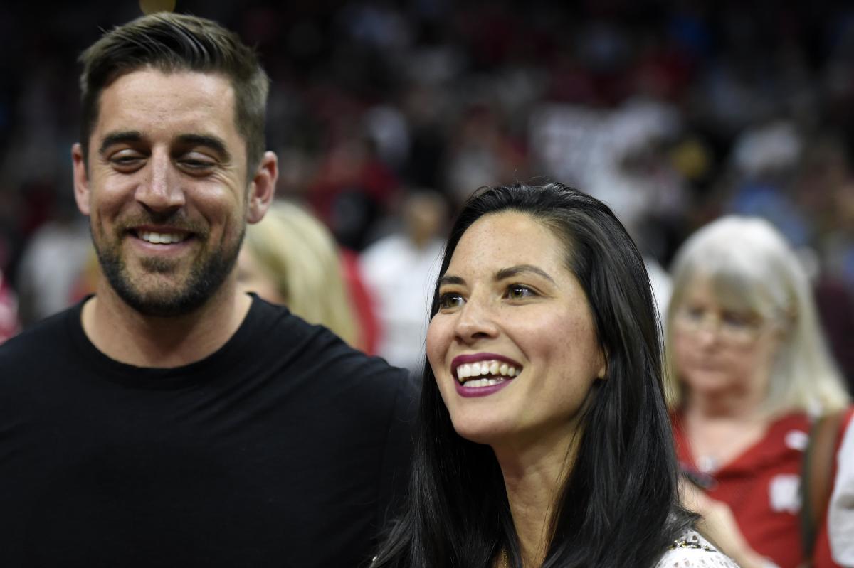 Wisconsin woman's story about Aaron Rodgers