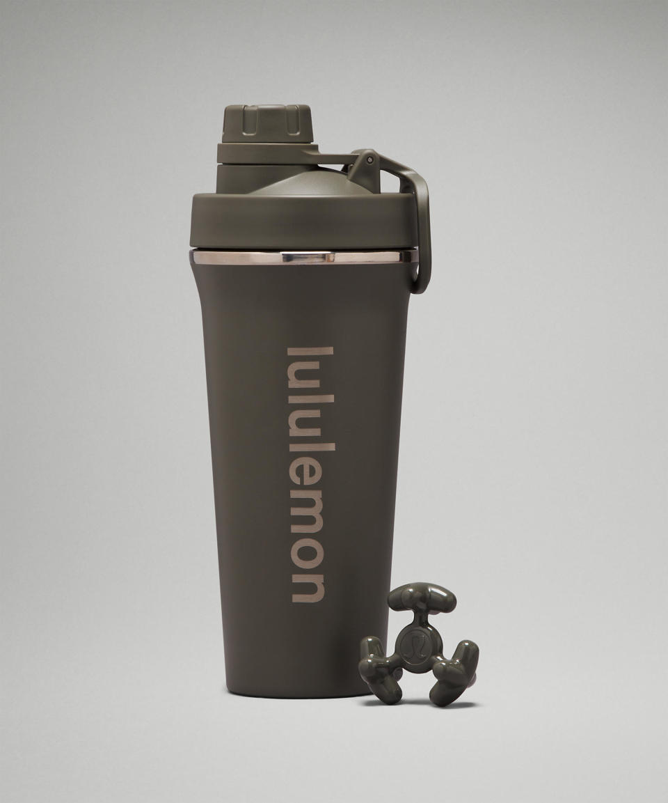 <p><a href="https://clicks.trx-hub.com/xid/hearstcorp_9eb67_esq?q=https%3A%2F%2Fshop.lululemon.com%2Fp%2Fwater-bottles%2FBack-to-Life-Shaker-Bottle-24oz%2F_%2Fprod11490011&p=https%3A%2F%2Fwww.esquire.com%2Flifestyle%2Fmoney%2Fg28799499%2Fbest-gifts-for-your-boss%2F&utmSource=yahoo-us&utmCampaign=63&utmMedium=syn" rel="nofollow noopener" target="_blank" data-ylk="slk:Shop Now;elm:context_link;itc:0;sec:content-canvas" class="link ">Shop Now</a></p><p>Back to Life Shaker Bottle</p><p>$52.00</p><p>lululemon.com</p>