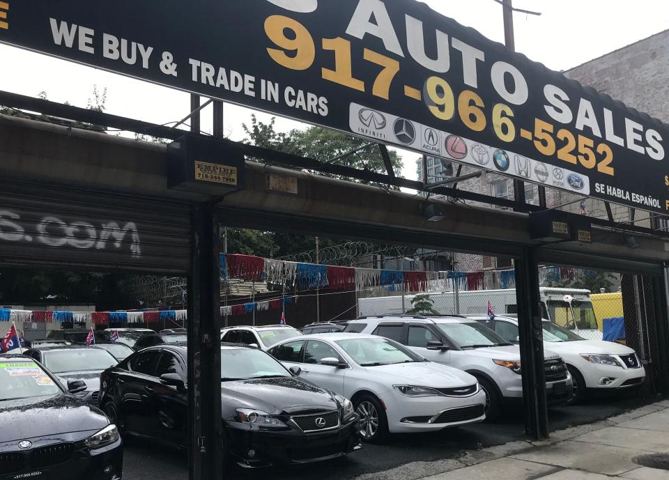 A dealership in New York City sells cars on Sept. 29, 2020.