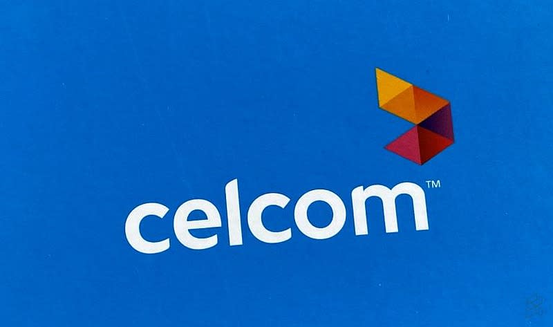 Some Celcom users in scattered areas nationwide may find difficulty to browse or access data services. — SoyaCincau image