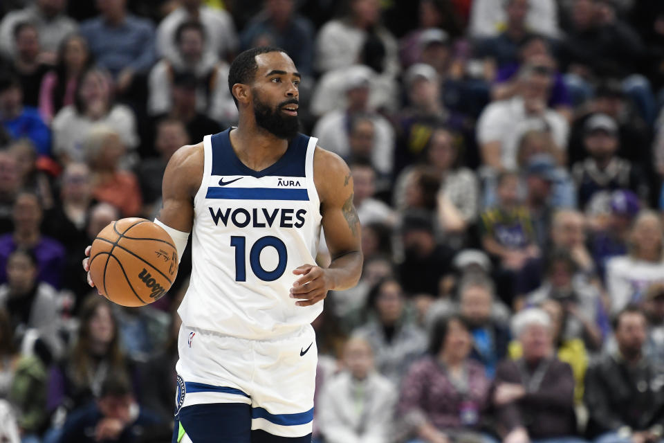 Mike Conley。(Photo by Alex Goodlett/Getty Images)