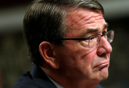 U.S. Defense Secretary Ash Carter testifies before a Senate Armed Services Committee hearing on National Security Challenges and Ongoing Military Operations on Capitol Hill in Washington, U.S., September 22, 2016. REUTERS/Yuri Gripas