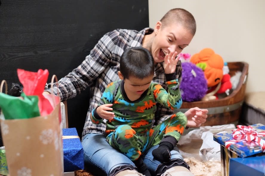 Amanda Giese with her fostered son, Jie Yuan. (Photo: Amanda Giese)