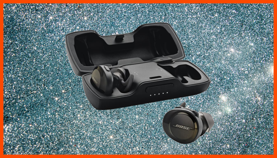 Save $40 on these Bose SoundSport Free wireless earbuds—and delight an audiophile. (Photo: Bose)