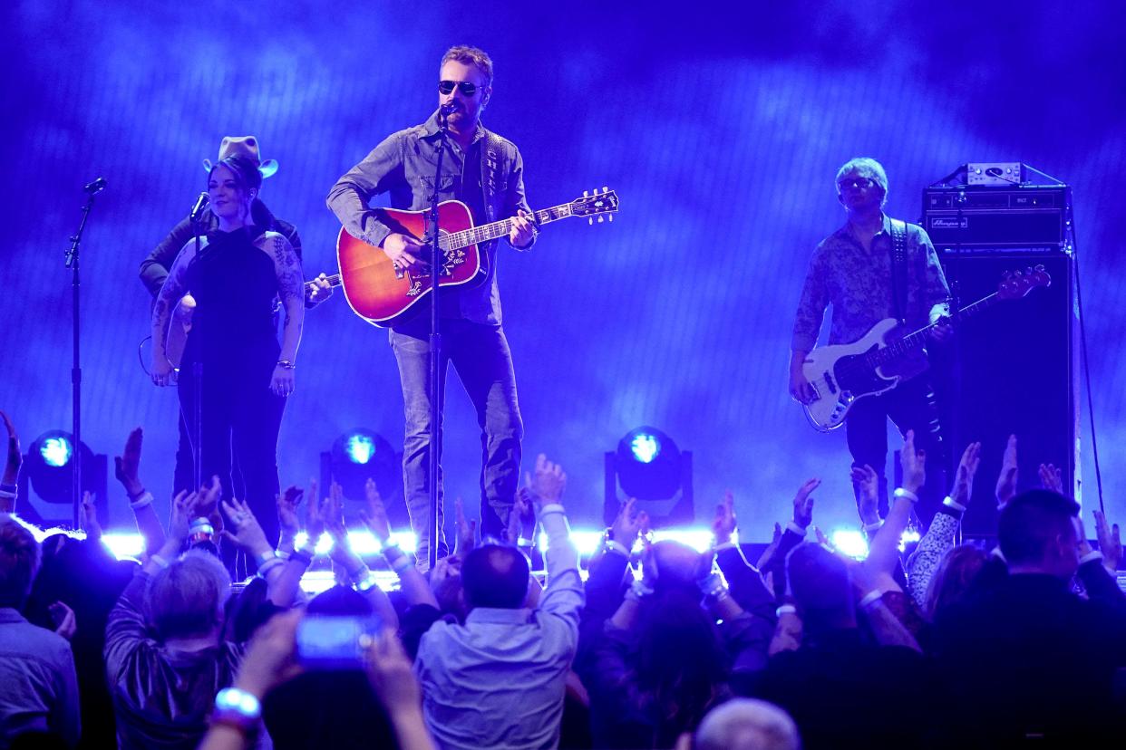 Eric Church performs