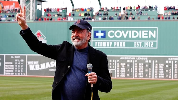 Neil Diamond will perform "Sweet Caroline" at the unveiling of a high school baseball field -- Getty Images