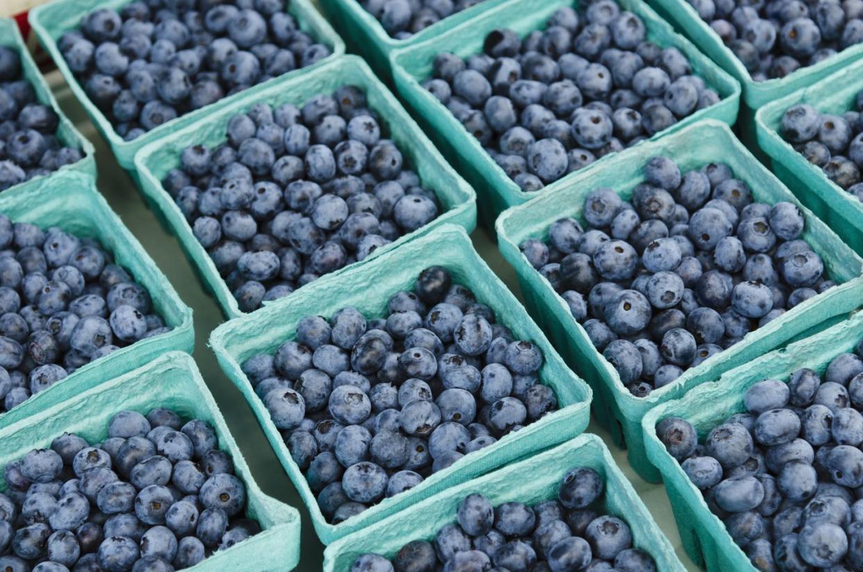 summer fruit blueberries