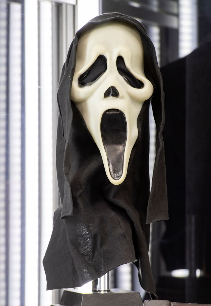 Scream Movie Mask