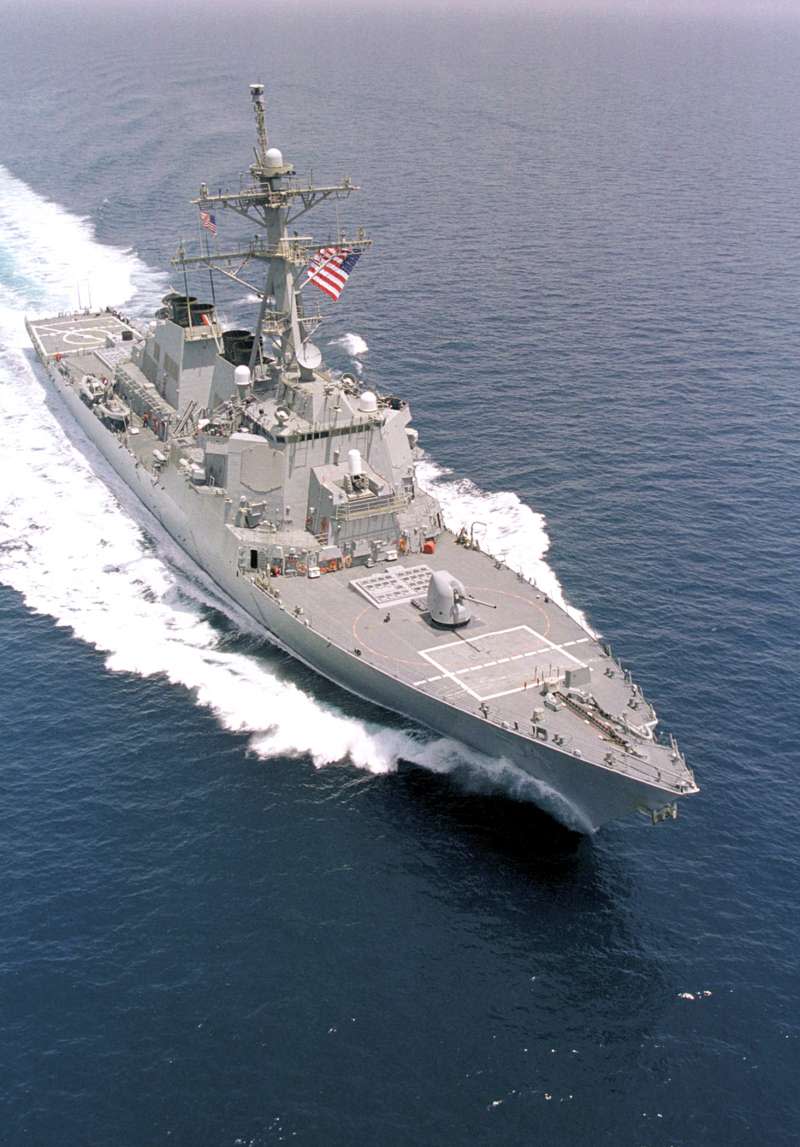 美國海軍「阿利伯克級」（Arleigh Burke-class）飛彈驅逐艦「柯蒂斯．威爾伯號」（USS Curtis Wilbur）（Wikipedia / Public Domain）