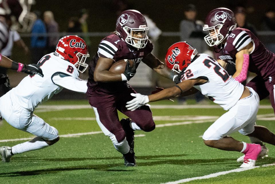 Kaseem Wade rushed for 162 yards and three touchdowns in Canal Winchester's 35-14 win over Westerville South on Friday.