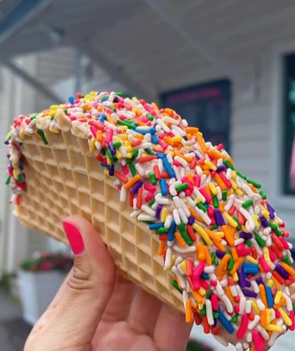 Ice Cream Taco? Yes, please! Get yours at The Ice Cream Cottage.
