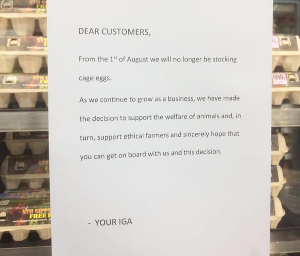 A notice at Paul’s Supa IGA in Ringwood East, advised the store would no longer be stocking caged eggs from Thursday. Source: Fleur Smolenaers