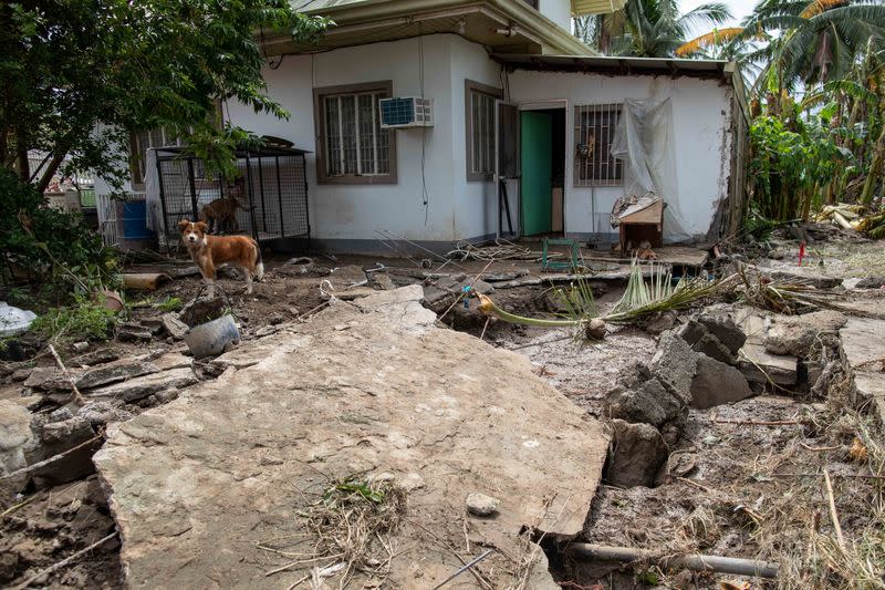 Houses filled with mud following floods caused by Typhoon Goni in Batangas City