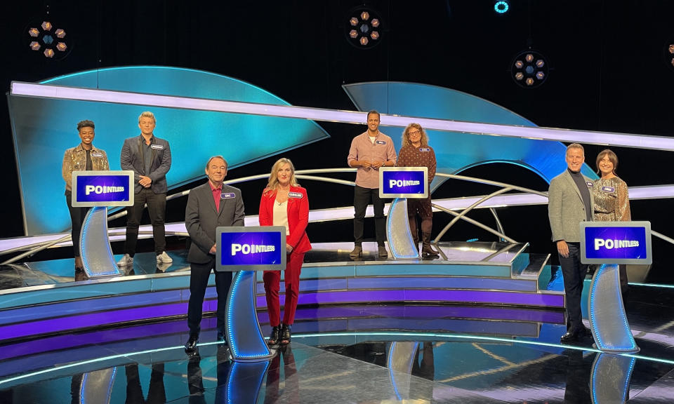 Yolanda Brown, Jonathan Answell, Eric Knowles, Caroline Hawley, Will Kirk, Lucia Scalisi, Anton Du Beke, and Emma Barton in Pointless Celebrities (BBC)