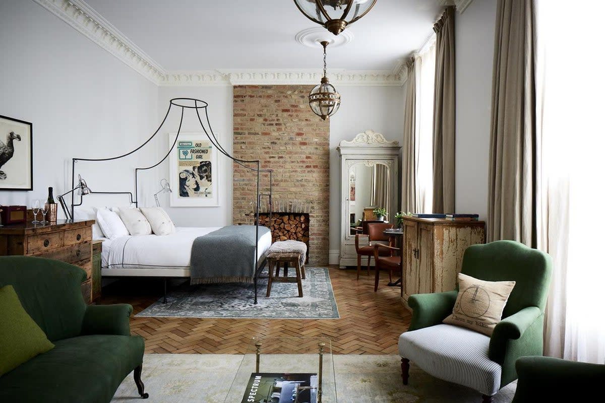 Book a smaller London hotel for a home away from home feel (Artist Residence)