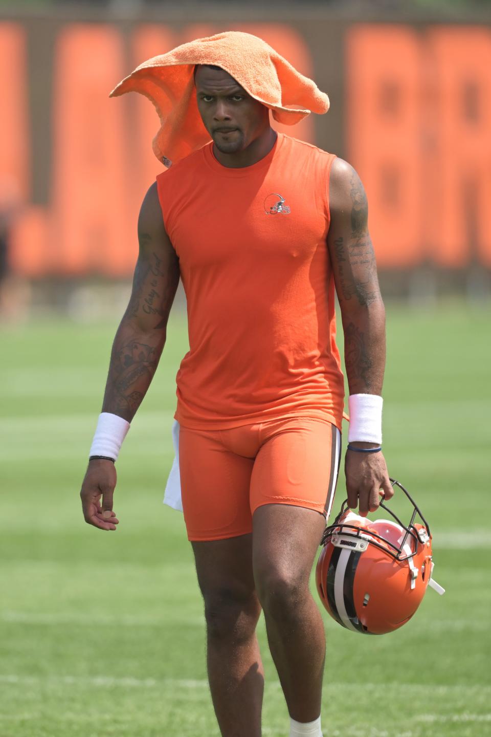 Cleveland Browns quarterback Deshaun Watson walks off the field during training camp.