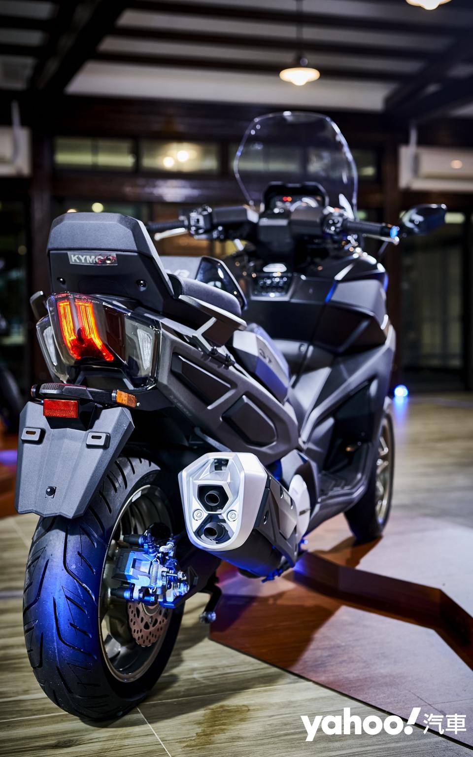 2022 Kymco CV3山雨試駕！概念到量產的實際表現最終竟是？！