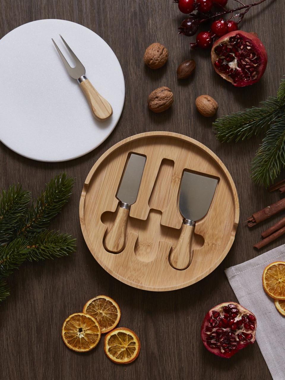 <p>Whether you're looking for a foodie gift or a treat for yourself, Aldi's marble cheese set ticks all the right boxes. It comes complete with a cheese knife, fork and scraper, all housed inside the board. Cheese and wine night, anyone? </p><p>It's available in store from 13th December.</p>