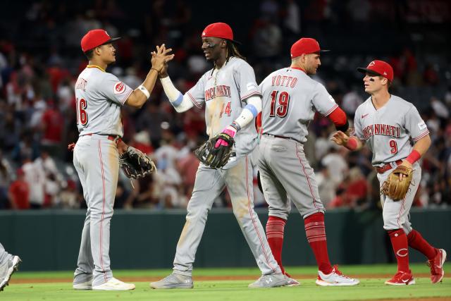 Cincinnati Reds Uniform Lineup