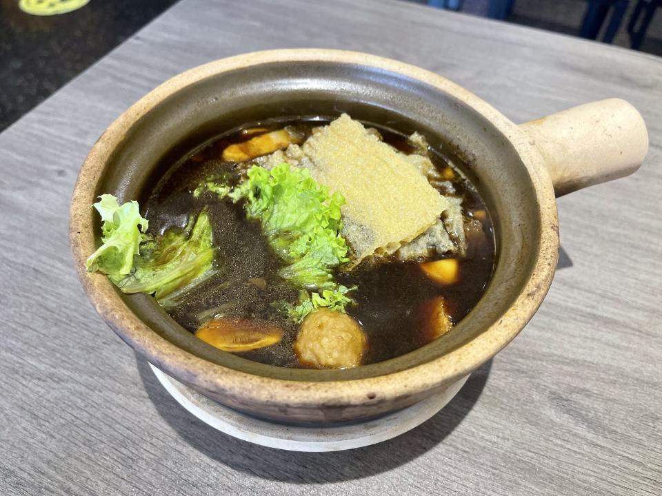 Peng Wang Claypot Cuisine 11