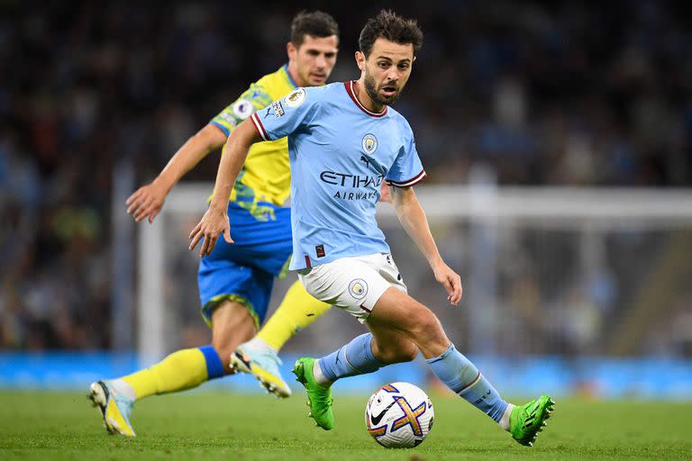 Bernardo Silva, objetivo de Barcelona, fue titular en el 6-0 de City ante Nottingham Forest