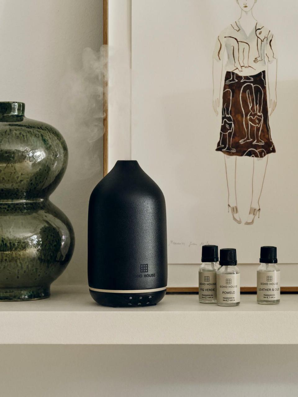 Ultrasonic Aroma Diffuser & Trio of Discovery Oils