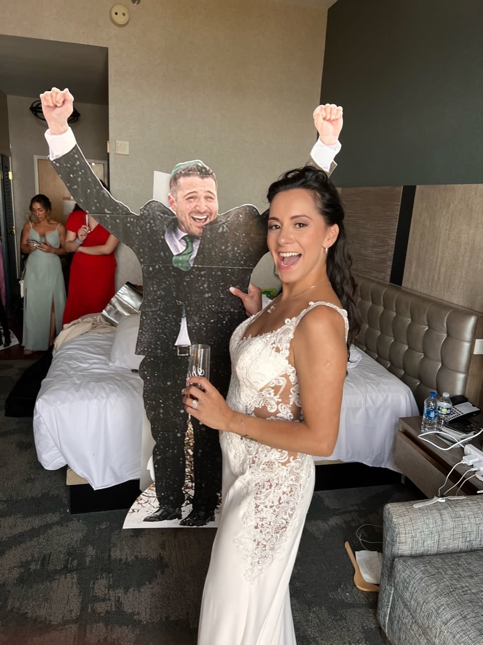 Amanda Greenberg celebrates her wedding with a cardboard cut out of her husband Sam. (Photo: Amanda Greenberg) 