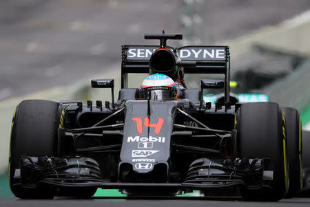 Brazilian Grand Prix - Circuit of Interlagos, Sao Paulo, Brazil - 12/11/2016 - McLaren's Formula One driver Fernando Alonso of Spain drives during the qualifying session. REUTERS/Paulo Whitaker