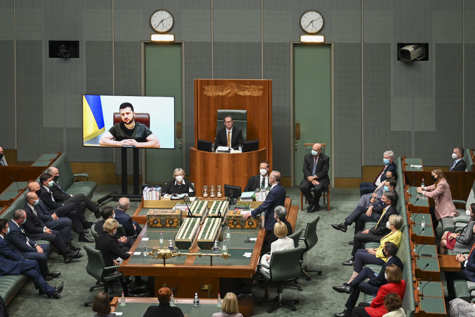 Wolodymyr Selenskyj spricht vor dem australischen Parlament. (Bild: Getty)