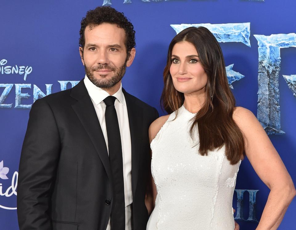 A closeup of Idina and Aaron