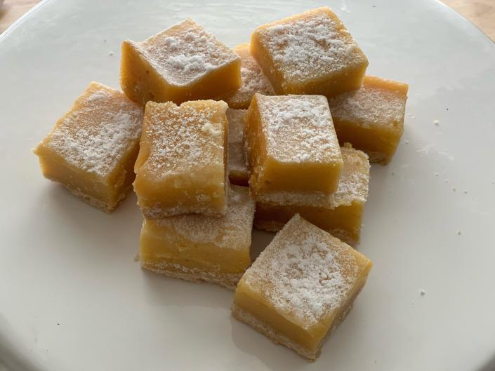 white plate of trader joe&#39;s lemon bars