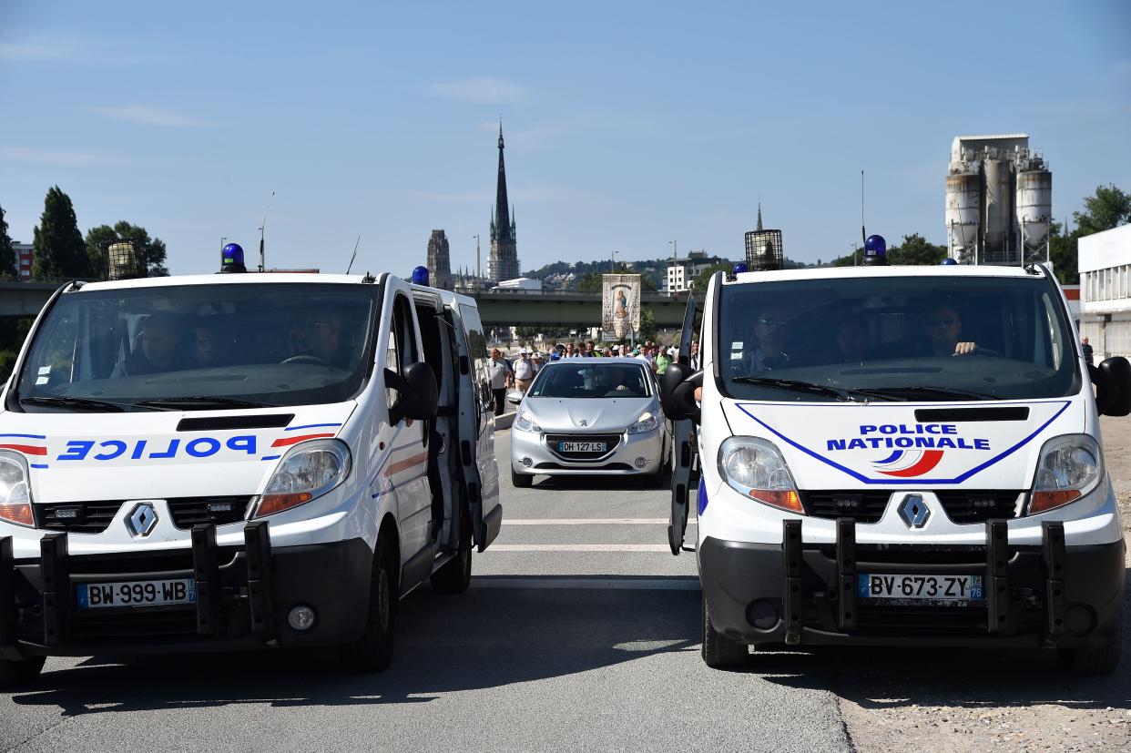 Des policiers, à Rouen ( Crédit JEAN-FRANCOIS MONIER/AFP via Getty Images)