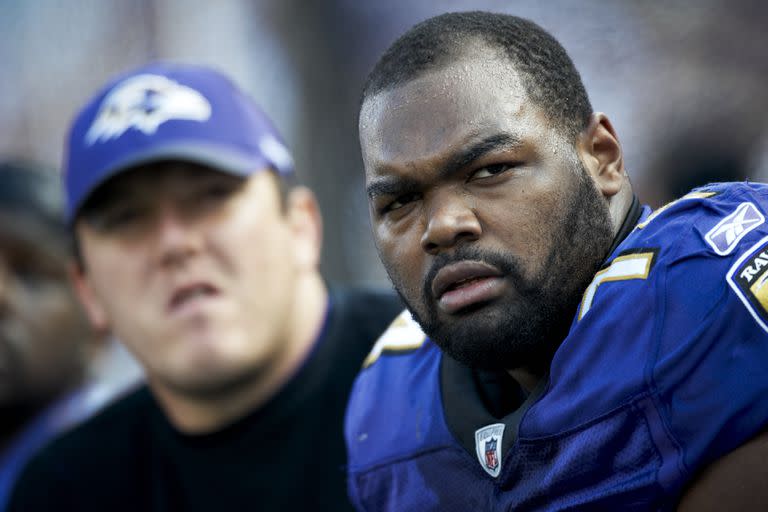 Michael Oher durante su carrera en la NFL