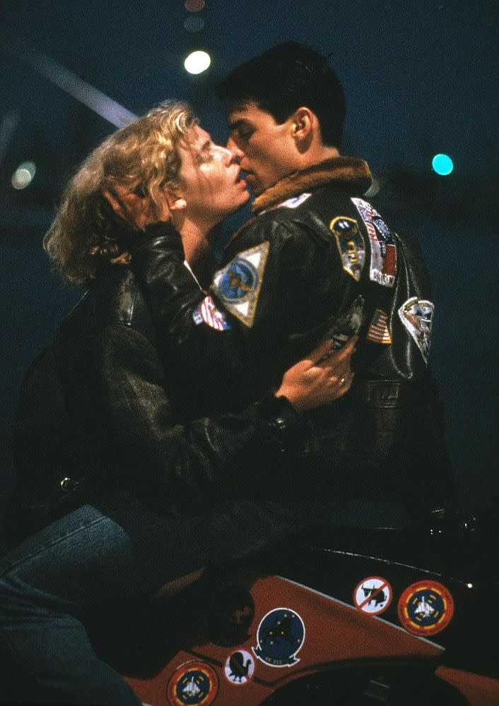 Kelly McGillis and Tom Cruise