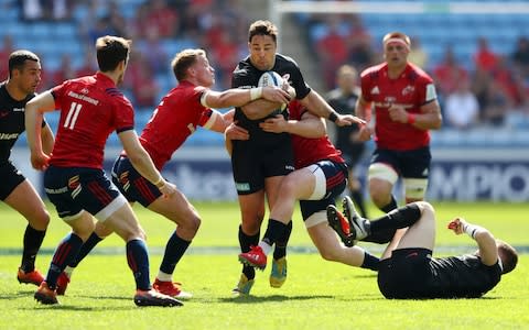 Brad Barritt on the move for Saracens - Credit: GETTY IMAGES