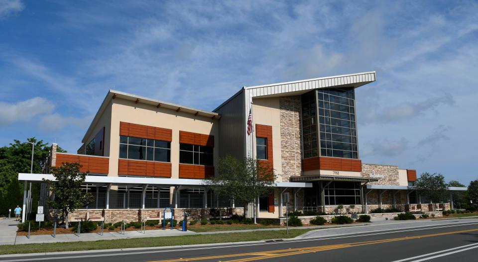 The new Gulf Gate Library, at 7112 Curtiss Ave., opened in 2015.