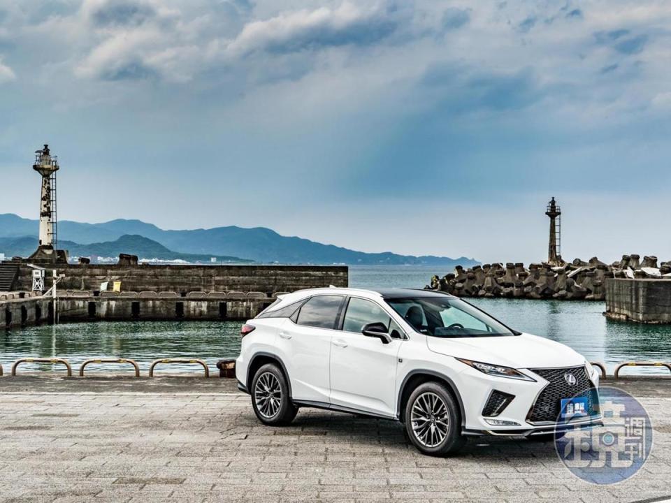 LEXUS RX 300 F Sport