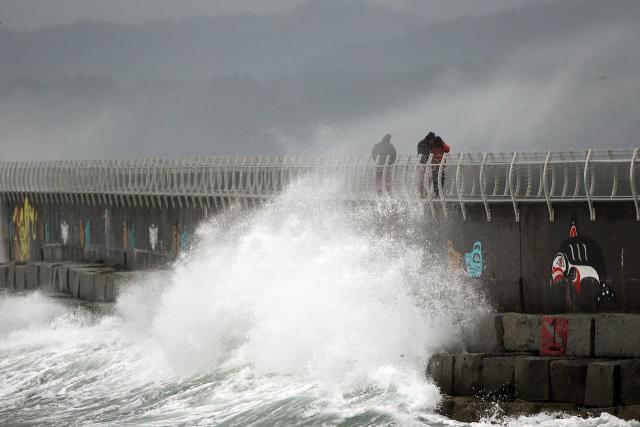 Don't expect a dramatic shift in Vancouver Island weather anytime soon:  Environment Canada