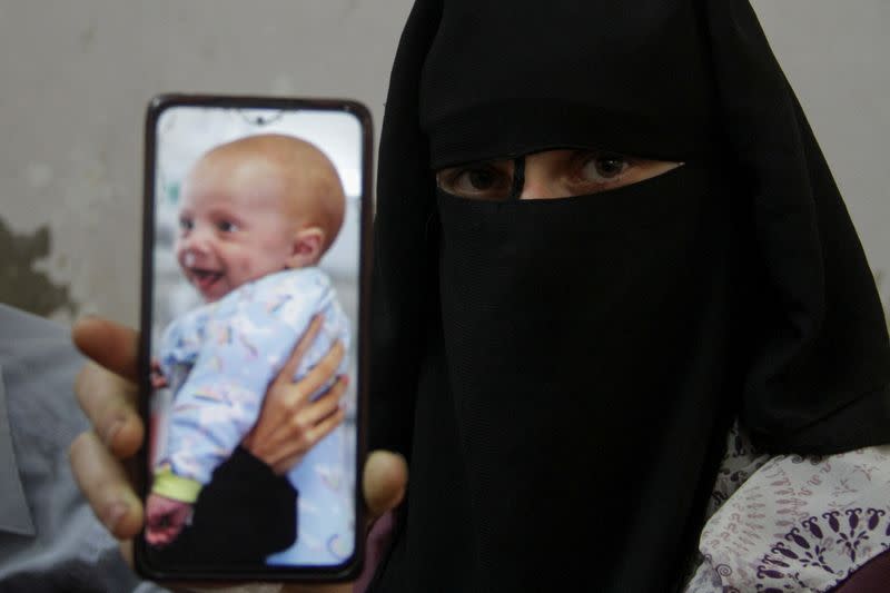 Separated by Israeli checkpoint, Gazan parents yearn to see their infant