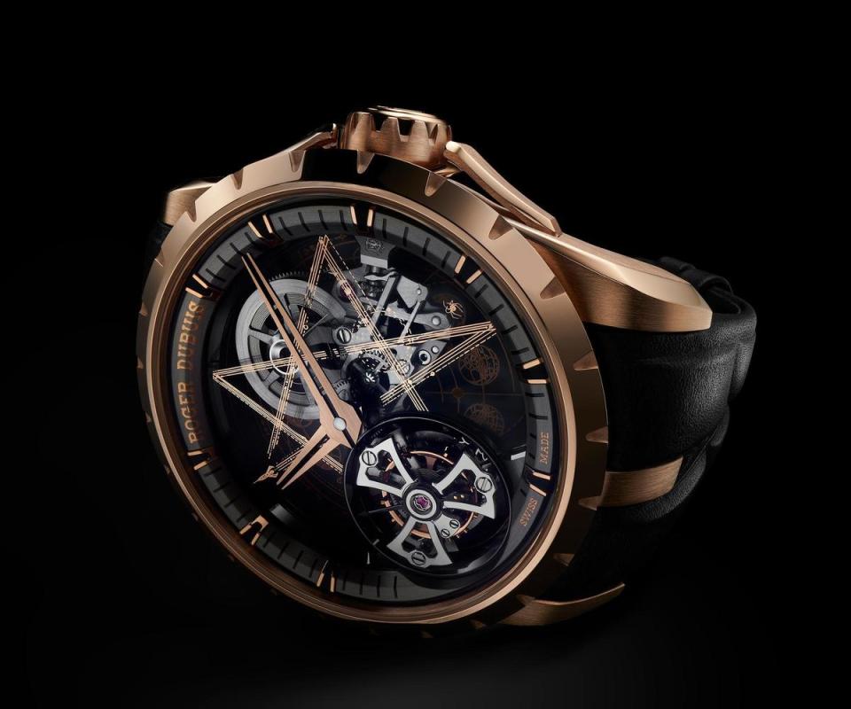 ROGER DUBUIS與刺青藝術家Dr. Woo合作的Excalibur Monotourbillon王者系列單陀飛輪腕錶特別版。