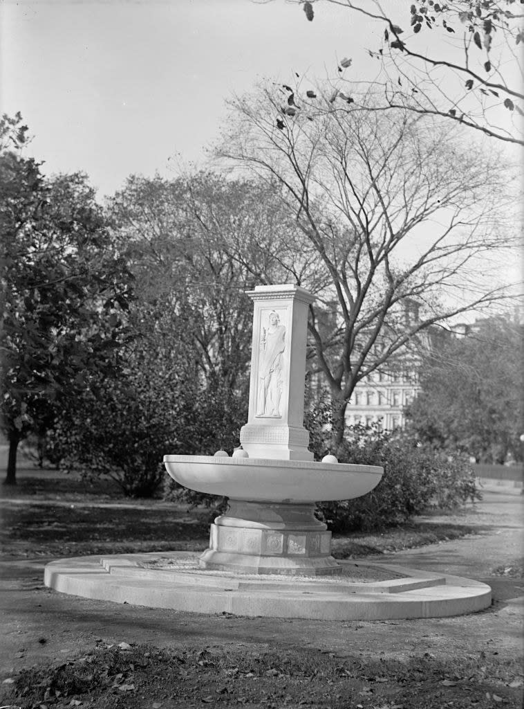 fountain outside