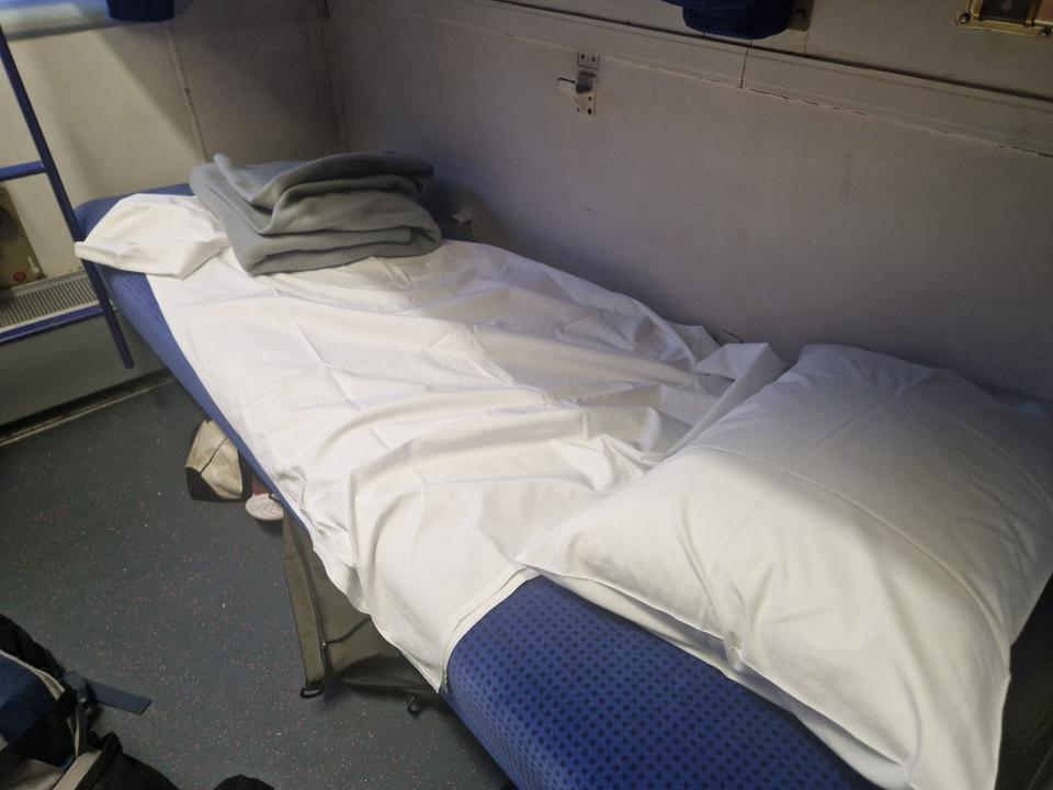 bed in European Sleeper from Brussels to Berlin comfort couchette