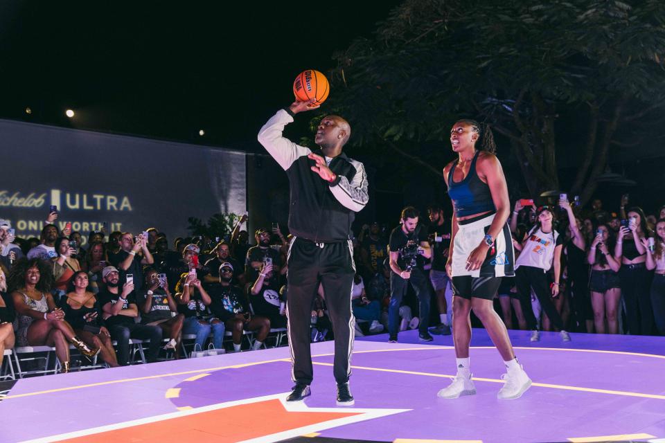 Gary Payton and Nneka Ogwumike playing basketball