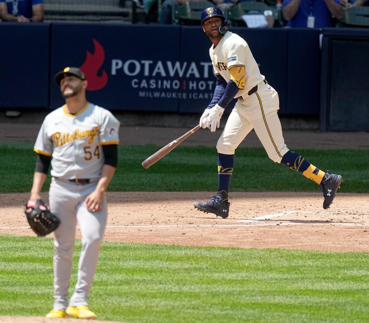 Brewers outfielder Jackson Chourio hits a two-run homer off of Pirates pitcher Martín Pérez during the sixth inning Wednesday.