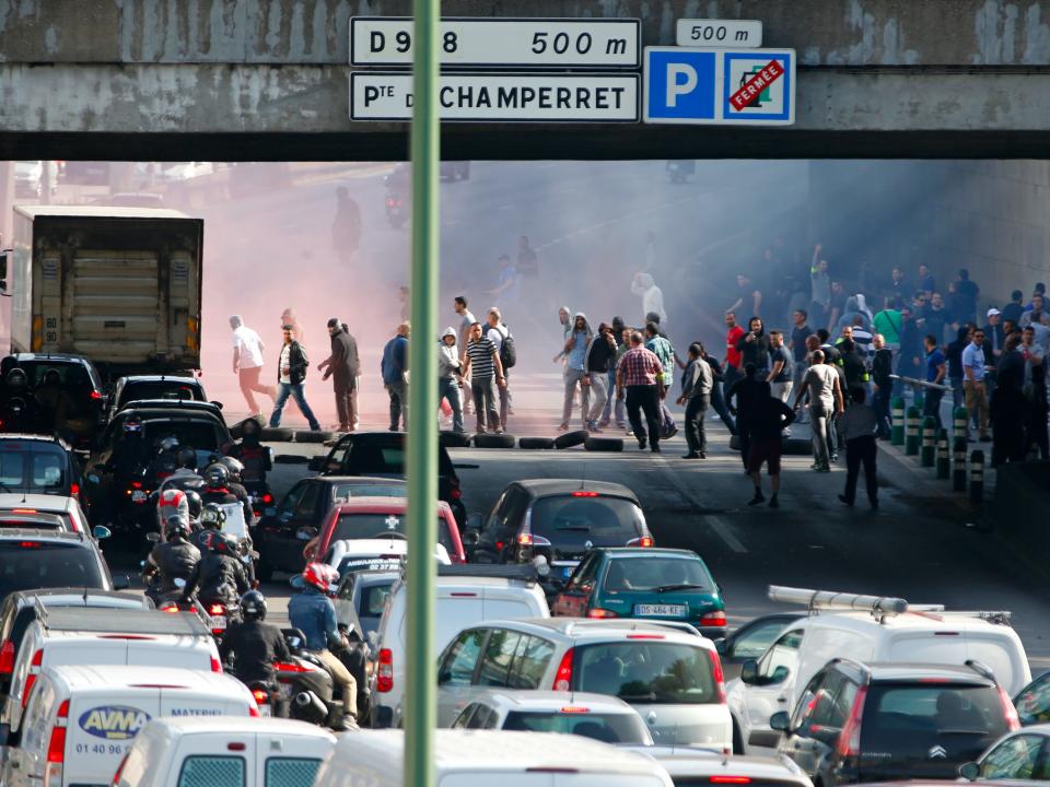 paris uber protest