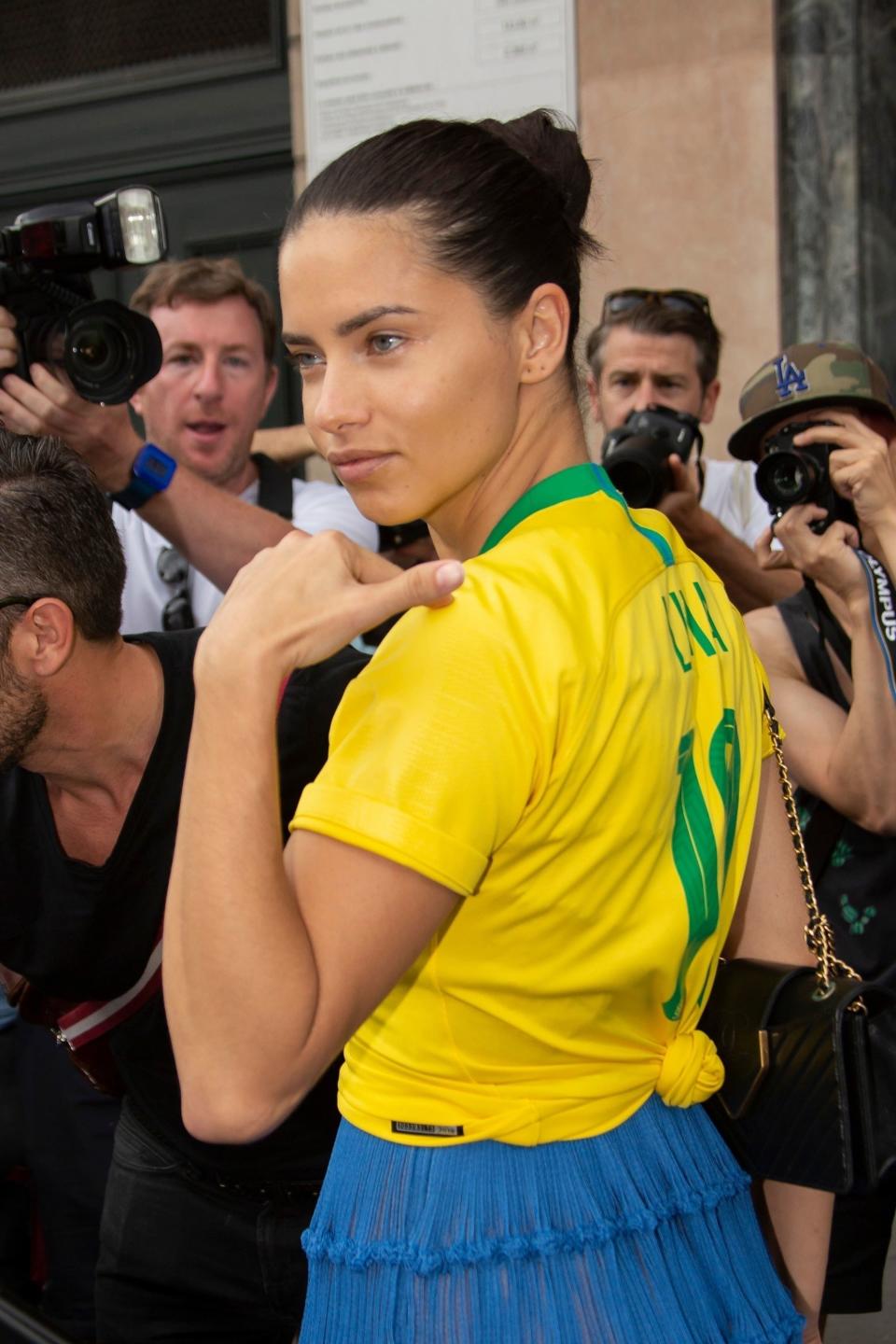 From Gisele Bündchen to Adriana Lima, Brazil's catwalk stars impart lessons for how to stay cool—and sexy—during the world cup.