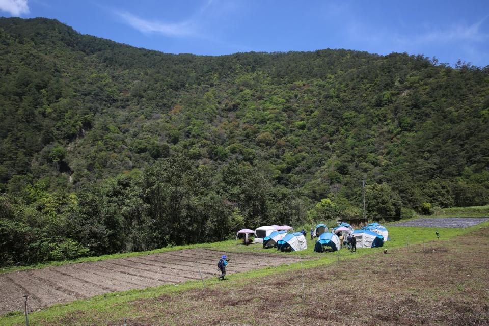 山林祕境，深山之中的夢幻營地。