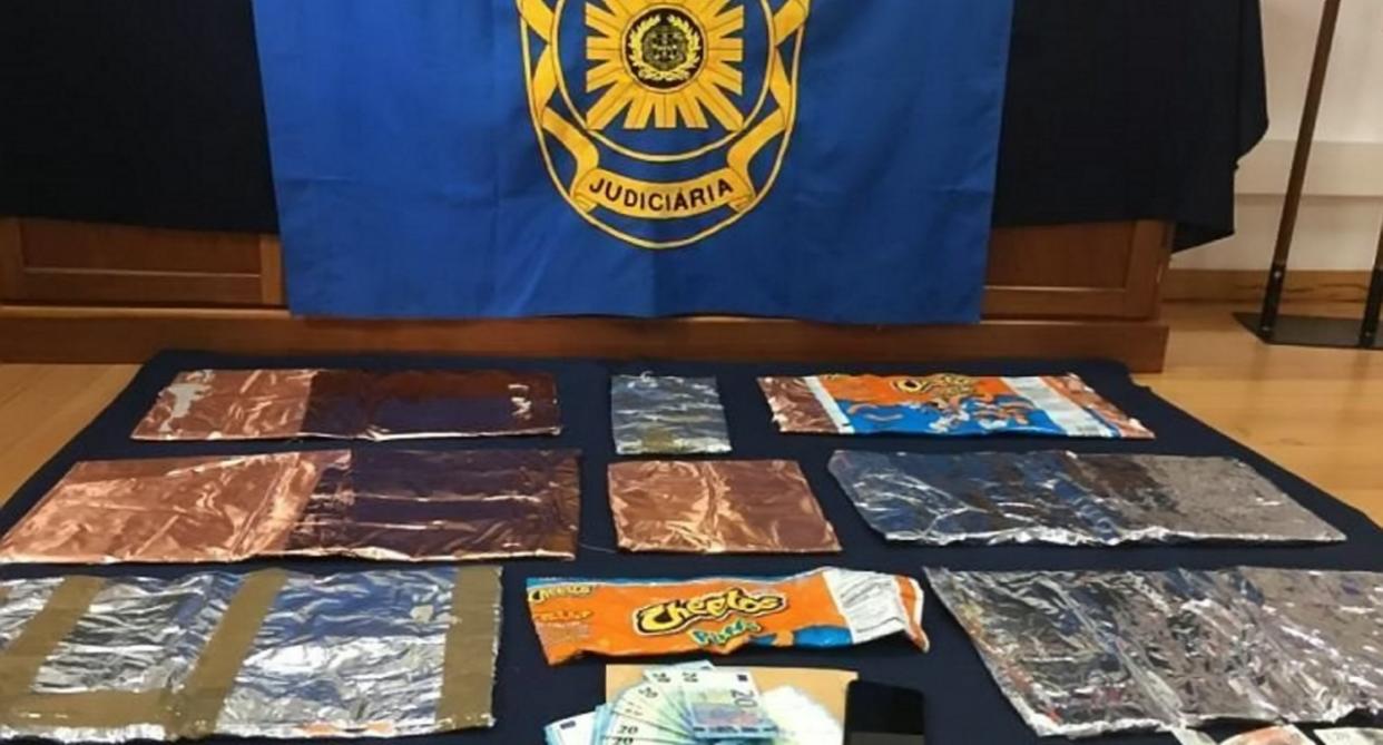 12 people, including two Brits, were arrested on suspicion of smuggling cocaine after a haul was found in crisp packets on a cruise liner (SWNS)