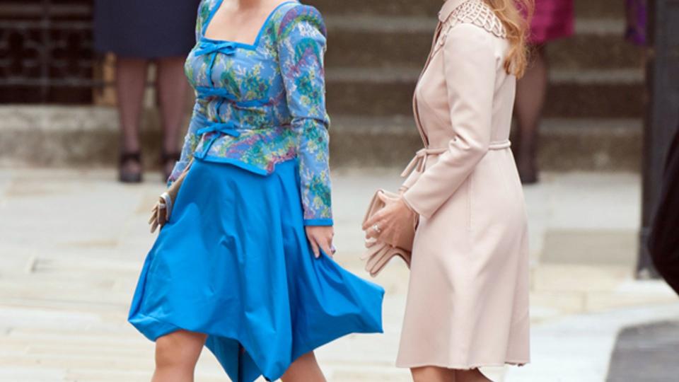 princess eugenie and princess beatrice at kate middletons wedding